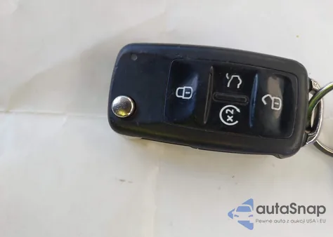 2013 Volkswagen Passat 2.0L Tdi Sel Premium z USA, uszkodzony, nr VIN 1VWCN7A36DC010193